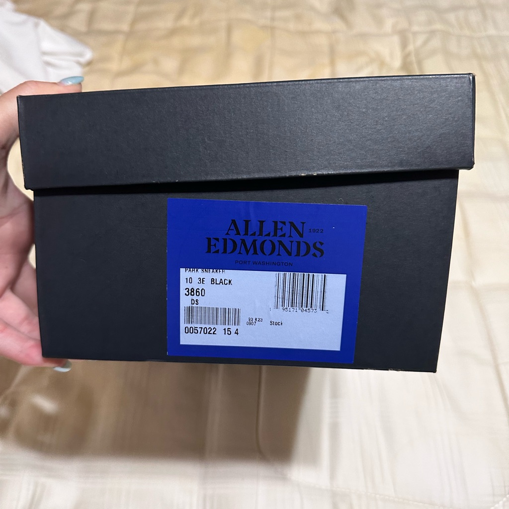Allen Edmonds Park Sneaker Brand New
